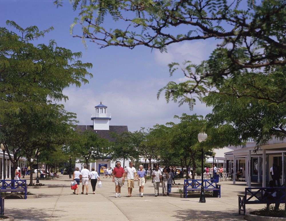 LIGHTHOUSE PLACE PREMIUM OUTLETS: 601 Wabash St, Michigan City, IN 46360